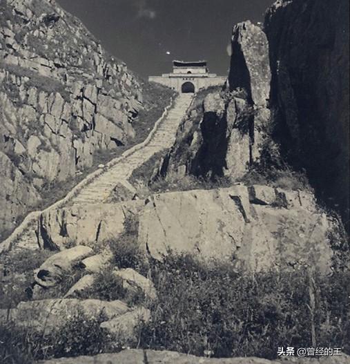 1907年泰山珍贵旧照:一步步爬过泰山十八盘,上了南天门
