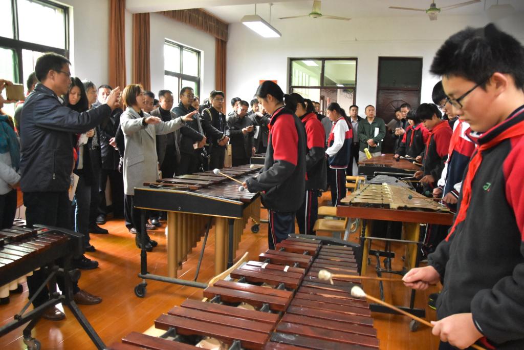 艺海拾贝向美而育上海市山阳中学太阳花学校少年宫