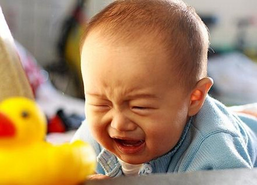 孩子：带娃经常做一件事，孩子脾胃好，生病少劝告家长：积食生百病