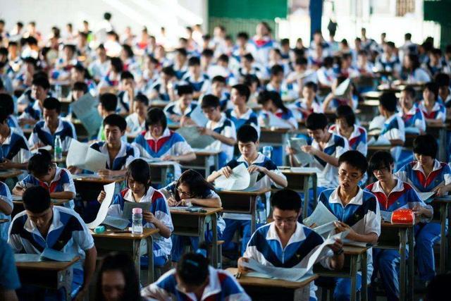 『高考』这两科成绩差的同学很容易吃亏，要特别注意距离高考不足50天