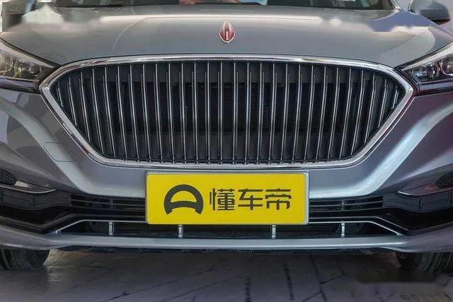 15万买国产车值不值？红旗h5成白领追捧对象，1.8t配自适应巡航