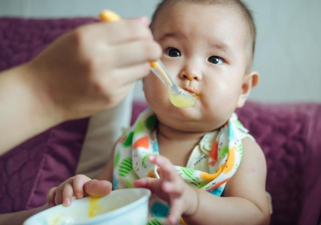 孩子@发育停滞！这3种食物怎么还经常给娃吃？5岁孩子脾胃虚弱