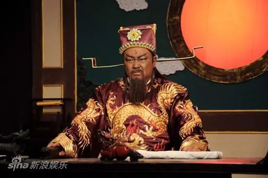 3000万,就能让银行行长低头!