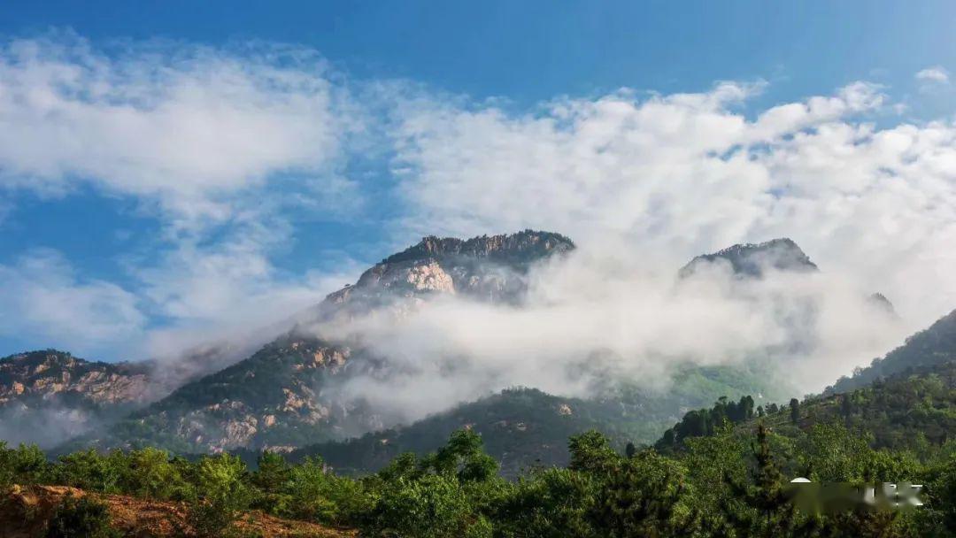 雨后泰山再现"泰山腰玉"