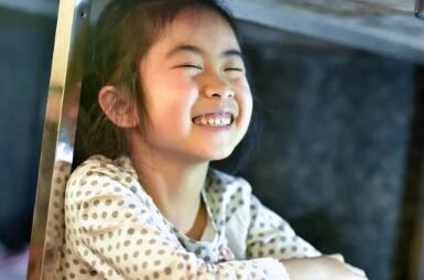 小学生在案板下学习一个月！