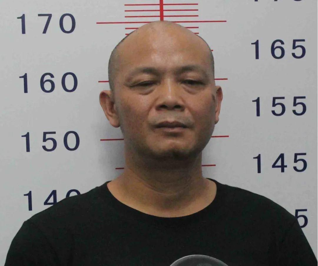 男,绰号"阿乌哒", 25岁,五华县水寨镇莲洞村莲湖东升人曾文杰男,26岁