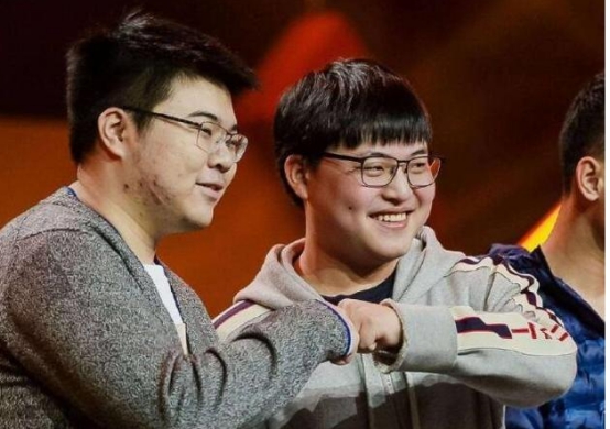 无忧传媒谁是老板刘畊宏 8b0ce75ce7cb4ddd8fa52c68c0924189.jpeg