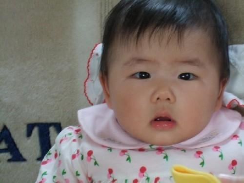 孩子：带娃经常做一件事，孩子脾胃好，生病少劝告家长：积食生百病