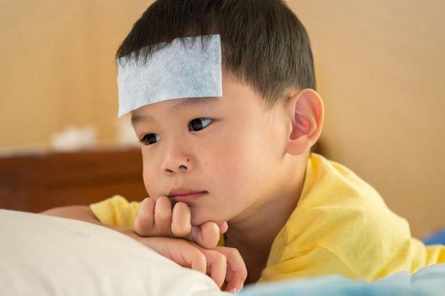 孩子：带娃经常做一件事，孩子脾胃好，生病少劝告家长：积食生百病