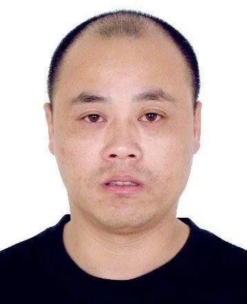 警方悬赏10名重大涉黑在逃人员(附名单)