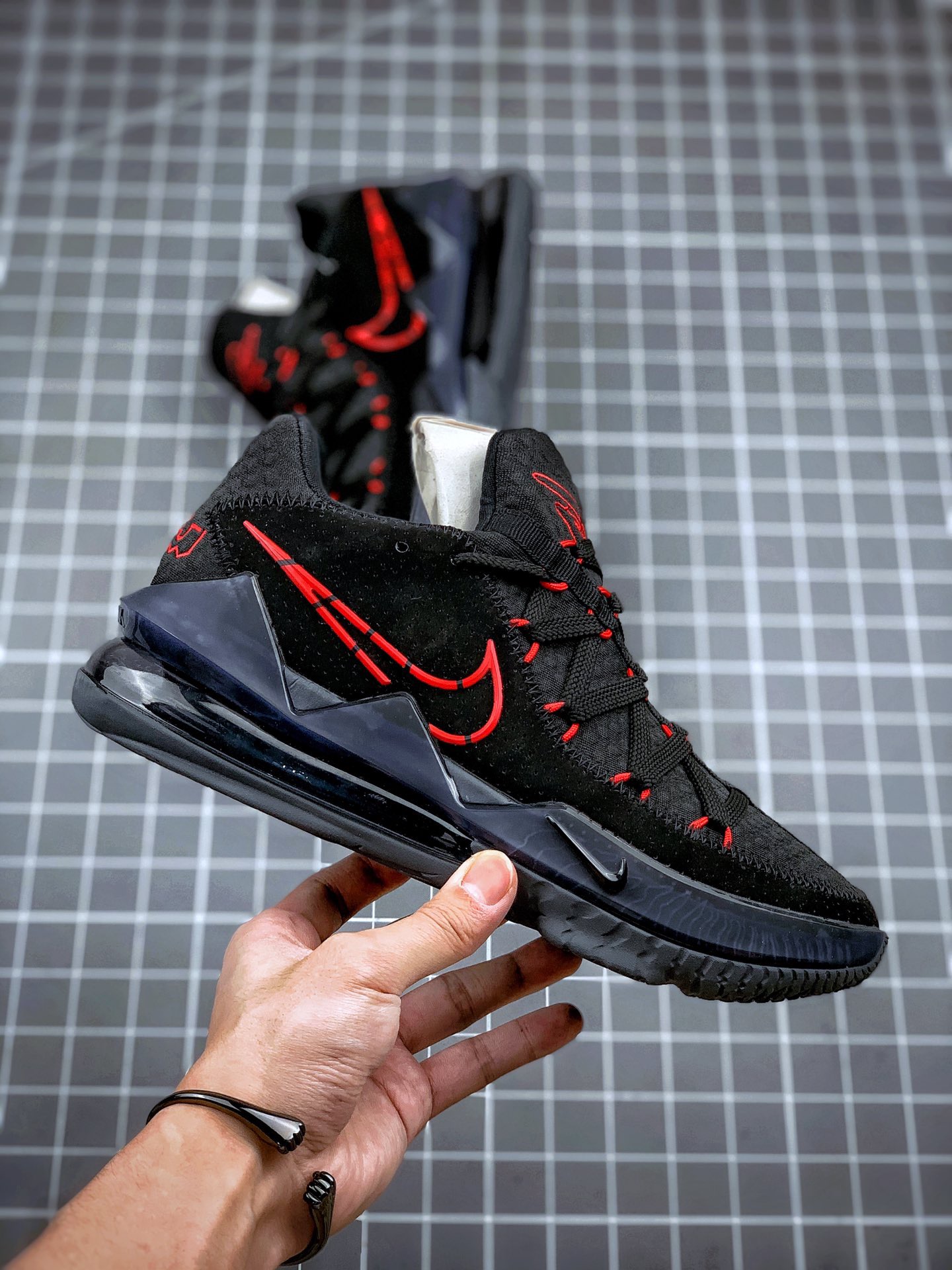 莆田鞋nike lebron 17詹姆斯17代低帮实战篮球鞋