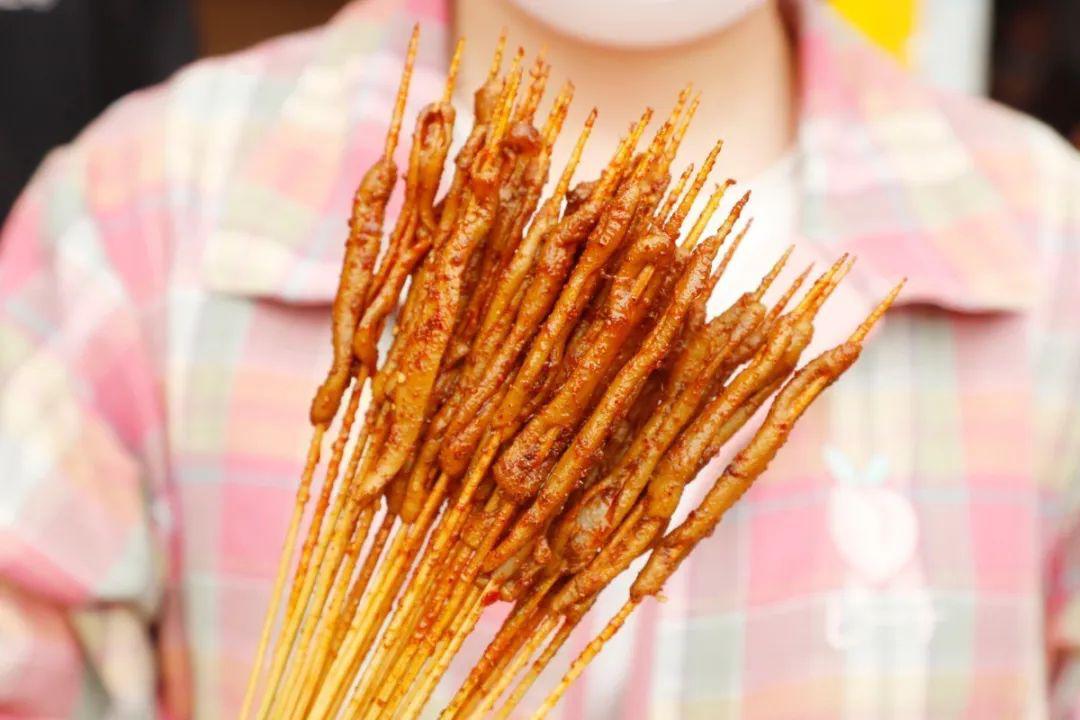 南禅寺的这一家烤鸭肠"趁热打铁"已有四年了!