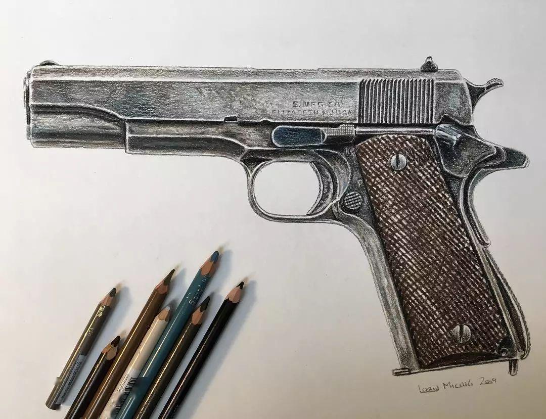 【出神入化】看看喜欢枪械的画师用铅笔画下的武器