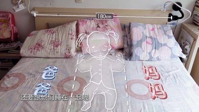 『床头』围着床头,打开柜门藏单人床给孩子睡!回去我也这么打主卧衣柜