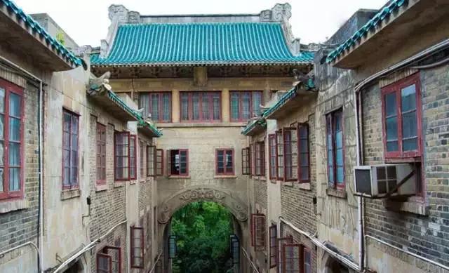 「三江师范学堂」你喜欢哪一所？这么多百年大学