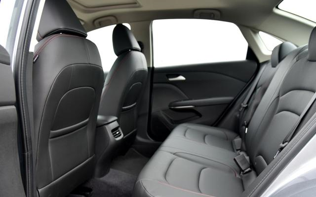 雪佛兰科鲁泽2022款报价及图片 2da86517d59b4aec909ea8e9352c17ed.png