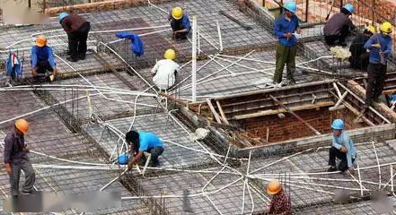 为什么现在工地的待遇不低,建筑工人却越来越难管理?