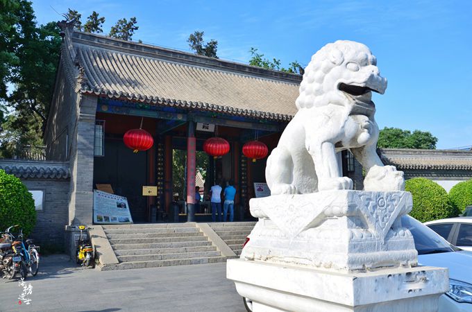 建筑▲位于繁华的闹市，号称“清朝八督之首”，保定城最著名的景点