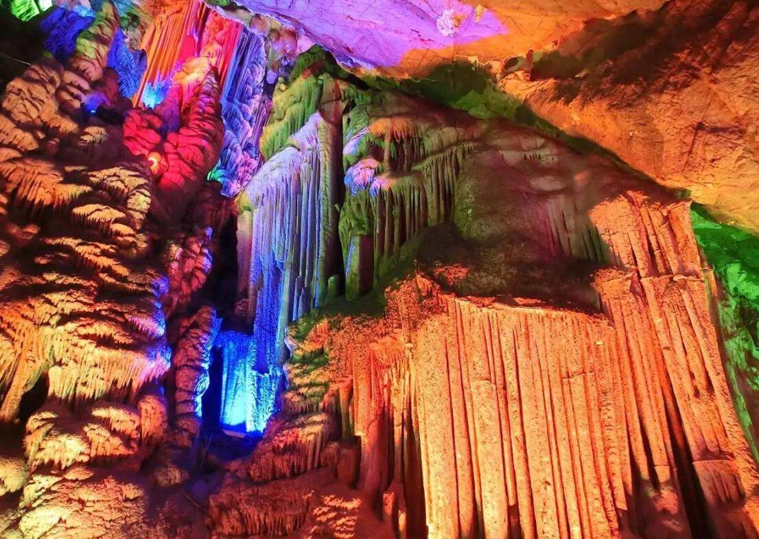 原创 陕西奇观西北一绝,国内岩溶地质遗迹中独树一帜的柞水溶洞