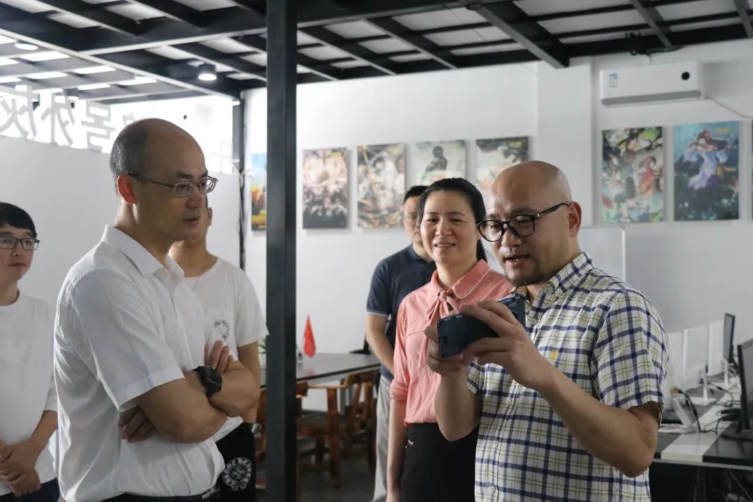 衢州市政府副秘书长吴剑波到访桔子网络