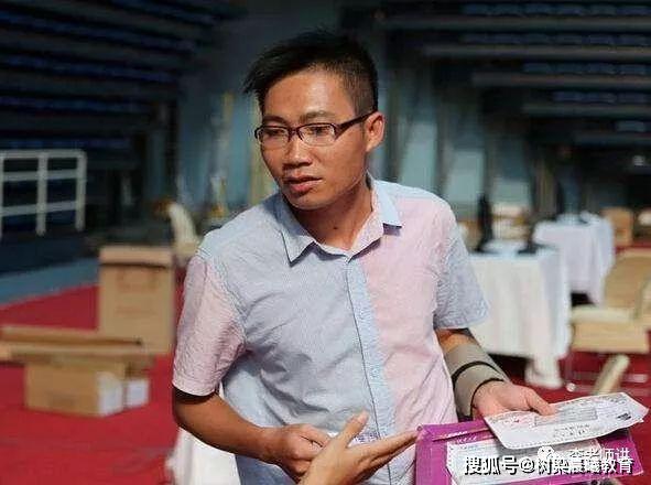 「高考」复读8次拒绝9所大学，清华毕业后过得怎么样“高考疯子”吴善柳