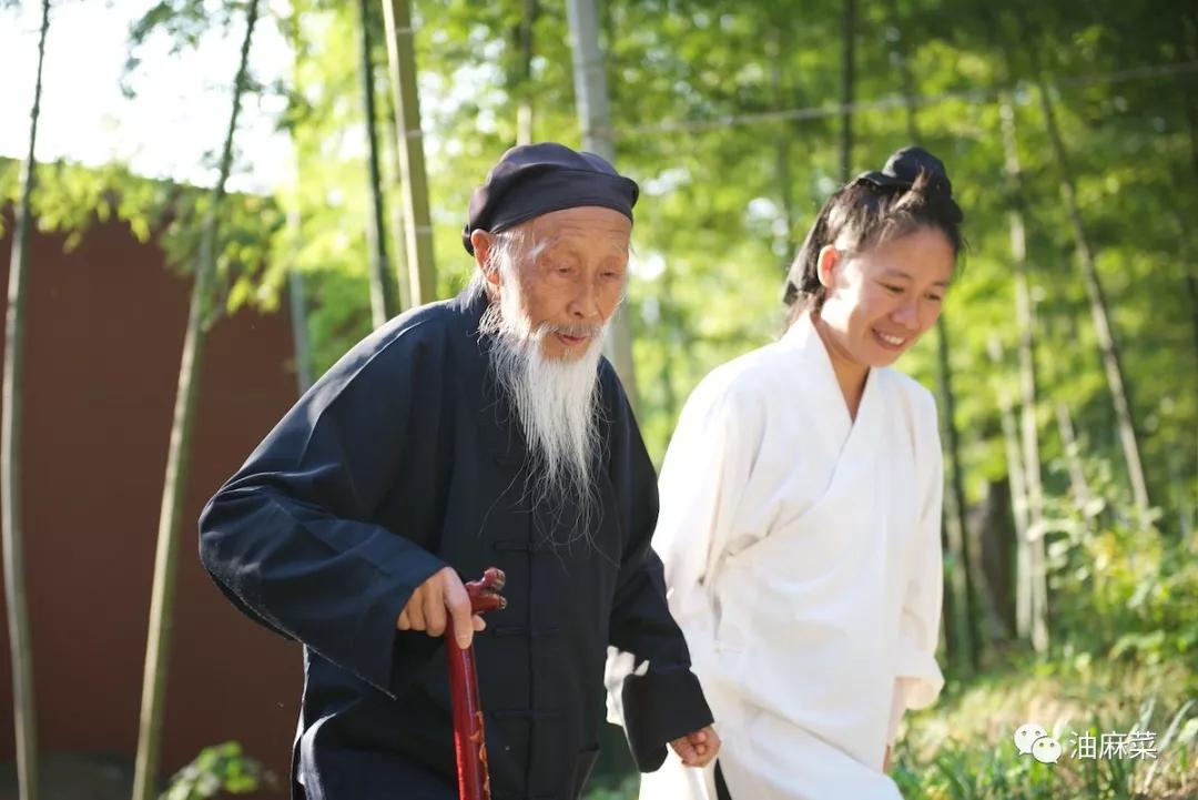 话虽如此,2013年,师父还是生了一场气,离开了海南玉蟾宫,还有一段时间