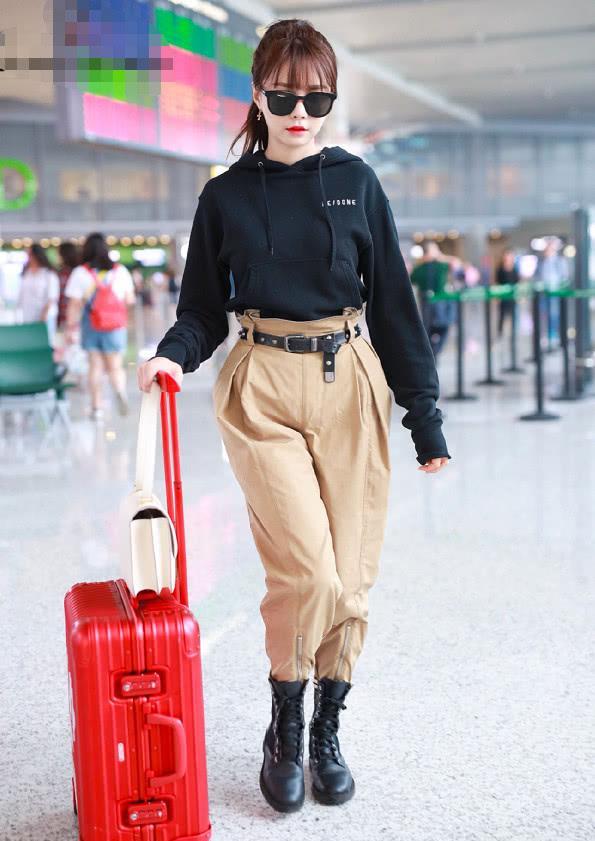 橘色卫衣配什么裤子好 a6c419ad8d4d4f4d9816f59304b5c0b1.jpeg