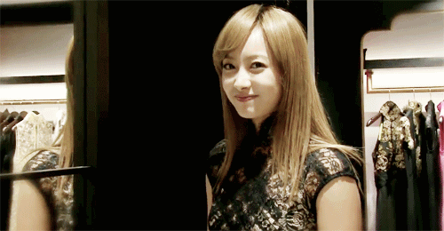 当年函数全团在台上耍帅 里气 猛烈狙击我的心的时候 2011年 2013年