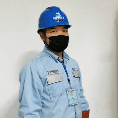 张你美美的  微笑照片 再来一张你  戴着口罩认真工作认真生活的照片