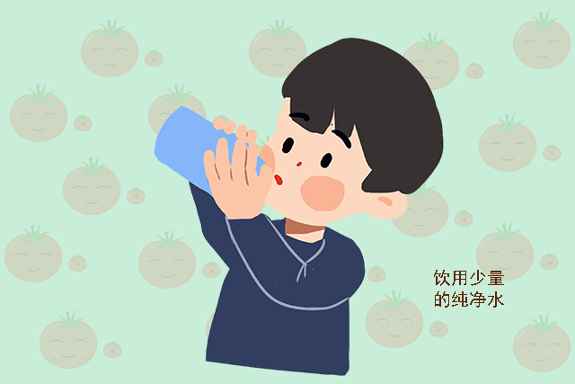 「连医生」奶奶的急救方法很机智，连医生都夸赞孙女被100度的水烫伤