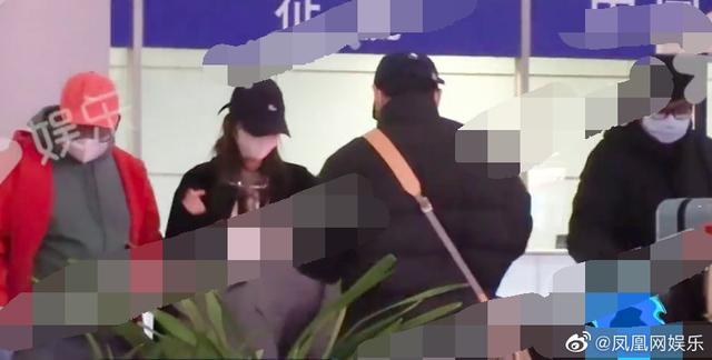 周迅放下身段捧侄女出道，对方却被讽是最丑小
