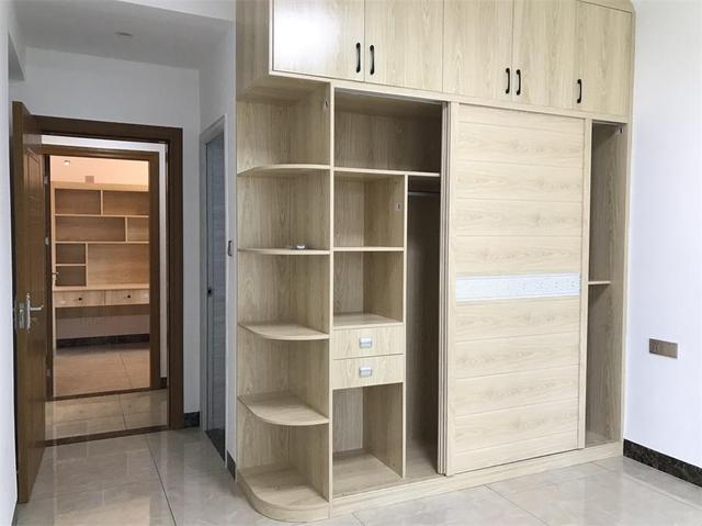 什么叫内嵌门 1b5b8c9c84f546efb9a3144053ecd42e.jpeg