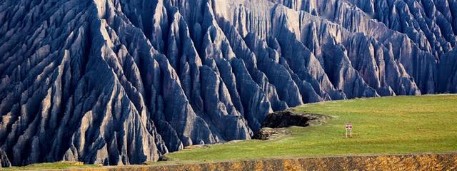 photographer : unknown,location : 独山子大峡谷