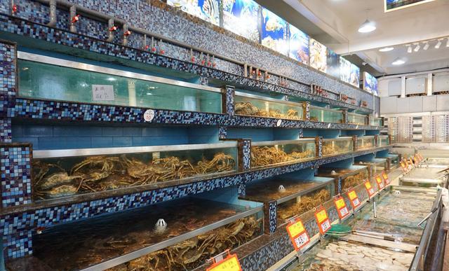 原创不怕休渔期,在厦门海鲜批发市场里吃进口平价海鲜
