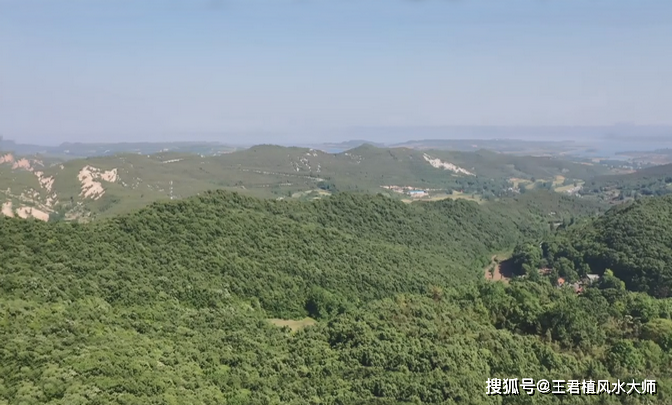 航拍千年香严寺,风水国师慧眼识宝得莲花风水宝地