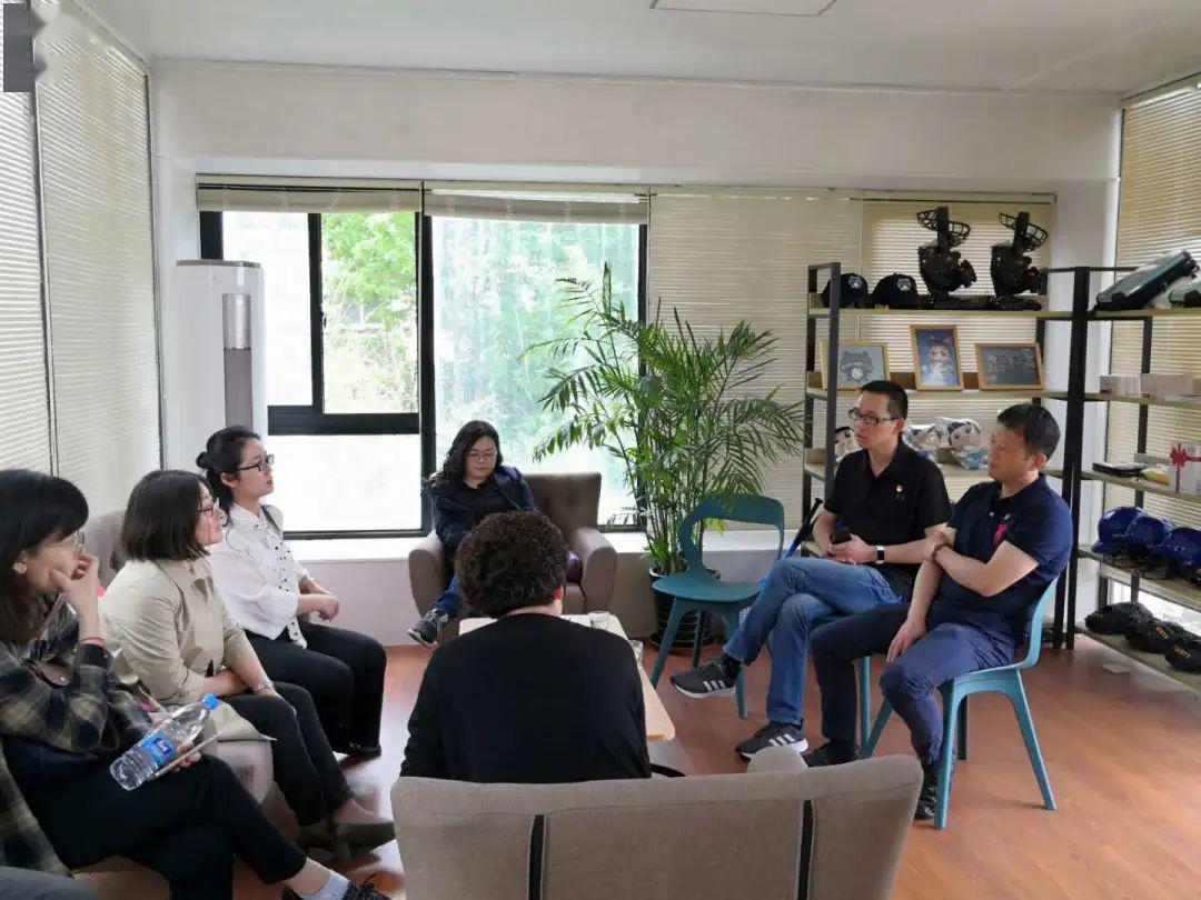 金山区党建服务中心综合科科长徐蓓蕾一行来林埭参观考察