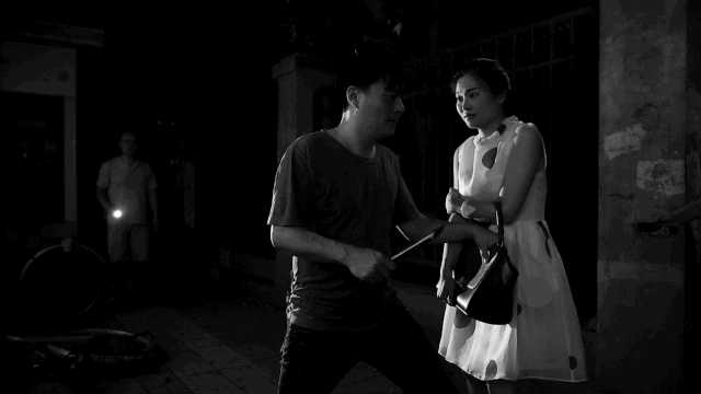 两个武汉小伙,10年专拍“伪新闻”,比现实更戳心