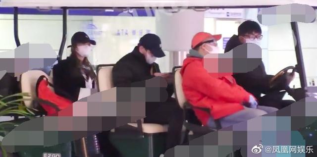 周迅放下身段捧侄女出道，对方却被讽是最丑小