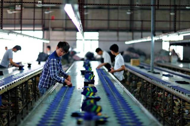 越南不断崛起，为何西方丝毫不围堵呢？