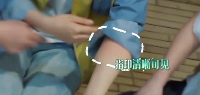 周迅放下身段捧侄女出道，对方却被讽是最丑小
