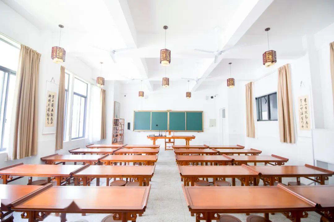 特色教室 快乐学习——带你走进 龙岩市实验学校特色功能室