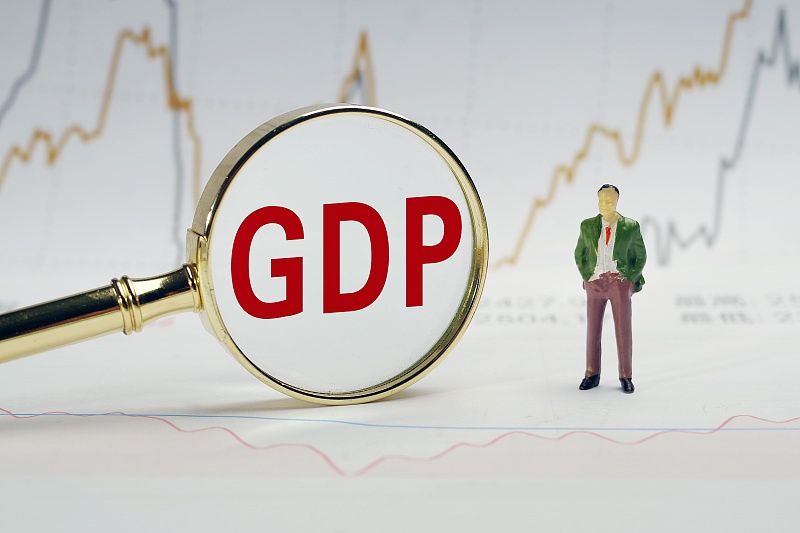 酒与gdp_贵州大学教授黄勇光：贵州酒业去年GDP贡献900亿,已进入理性发展...