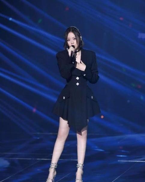 海豚音张靓颖超女 0f2af896a71647248bdb1e46a5ddf30a.jpeg