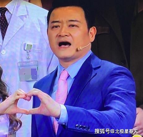 原创前脚赴美国镀金后脚饭碗被尼格买提抢走的李佳明现状如何