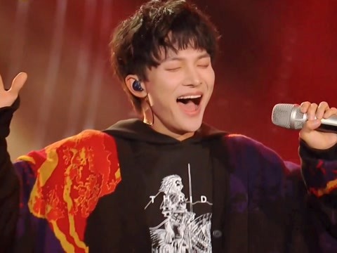 原创周深奇特魅力是什么让我们越陷越深无法自拔