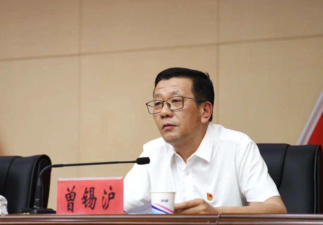 铅山县组织宣传统战工作会议召开