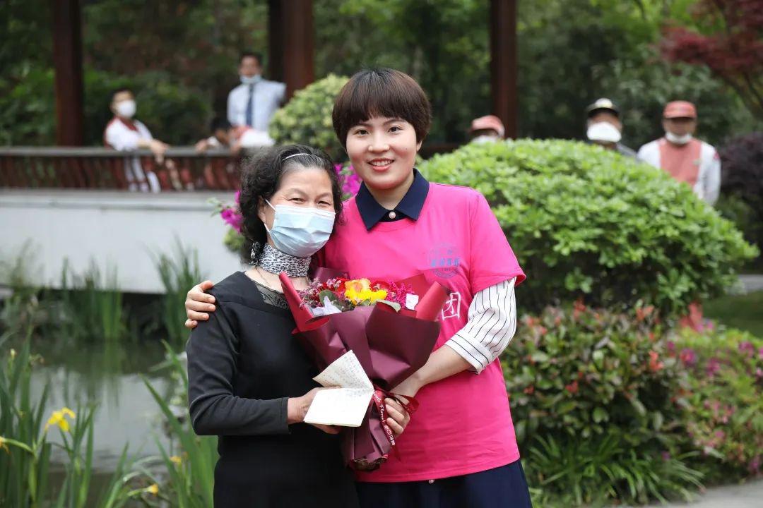 防疫坚守上海防疫堡垒最长的仁济天团回家83天