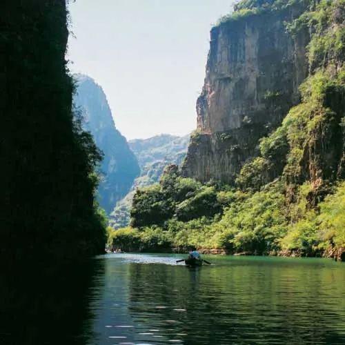 龙庆峡 - 初夏赏景,游览北方小漓江 |5月16日