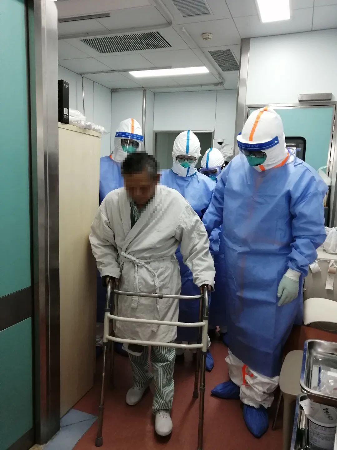 防疫坚守上海防疫堡垒最长的仁济天团回家83天