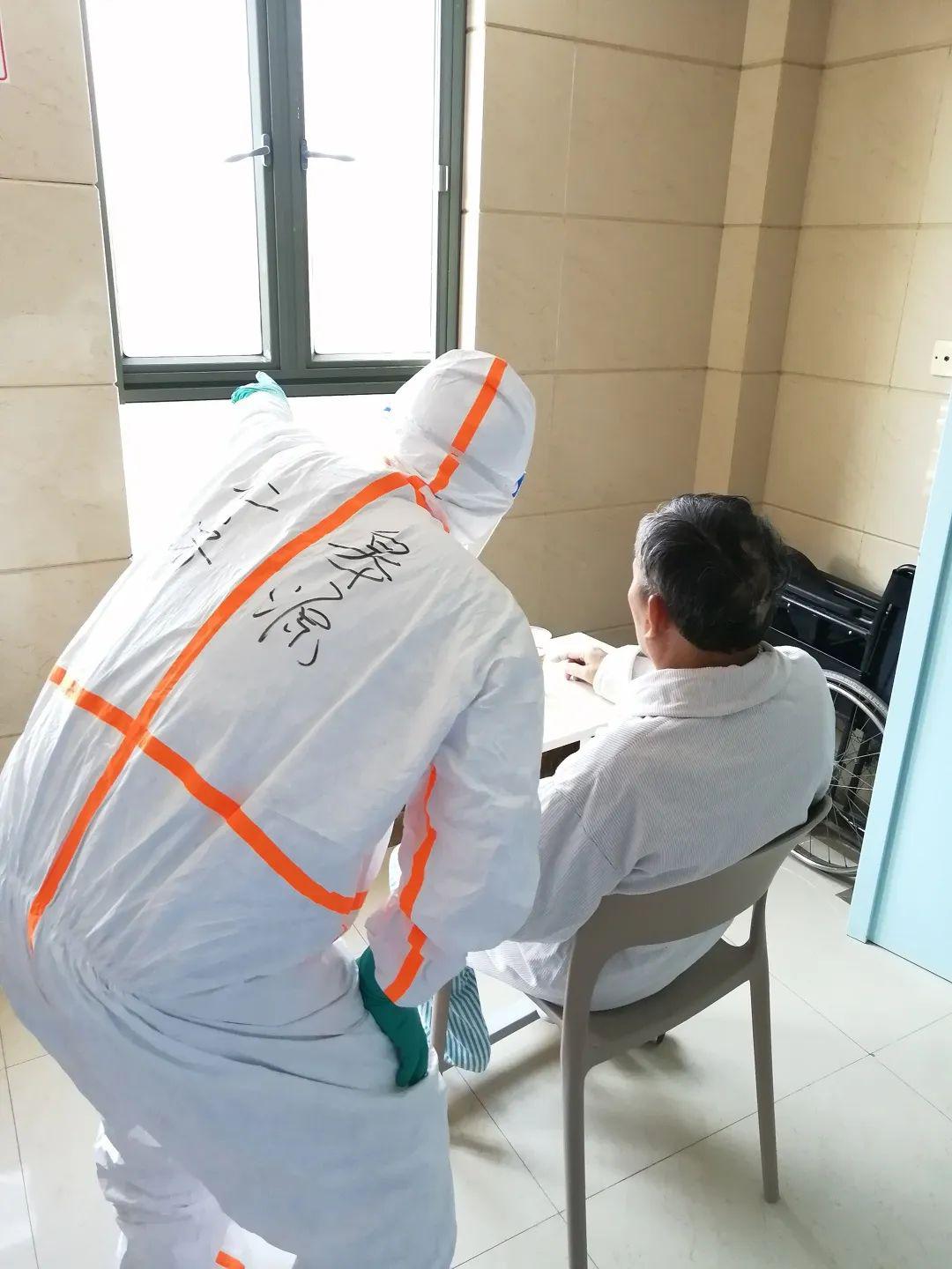 防疫坚守上海防疫堡垒最长的仁济天团回家83天